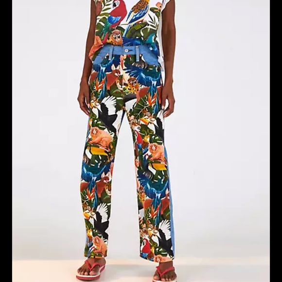Levi's Denim - Levi’s X Farm Rio NWT cropped tropical jeans 26